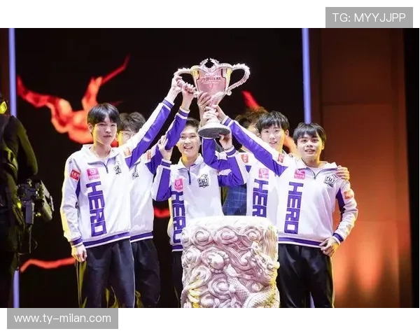 《王者荣耀季中冠军赛，LPL战队力压群雄夺冠》，王者荣耀kpl赛季冠军